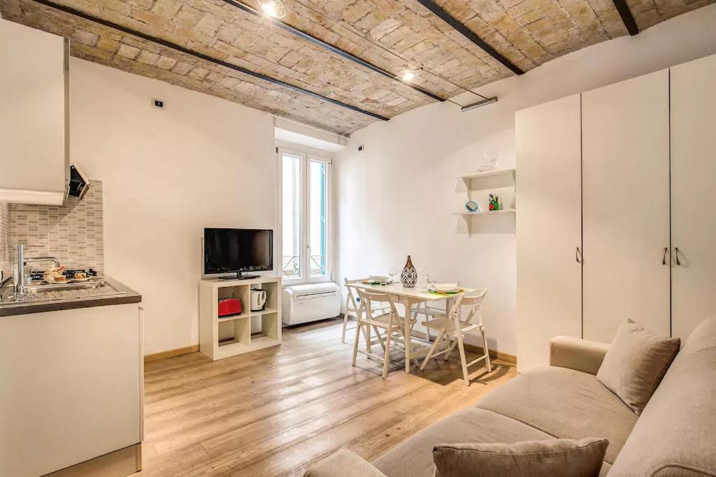 Апартаменты Navona Flat Рим Экстерьер фото